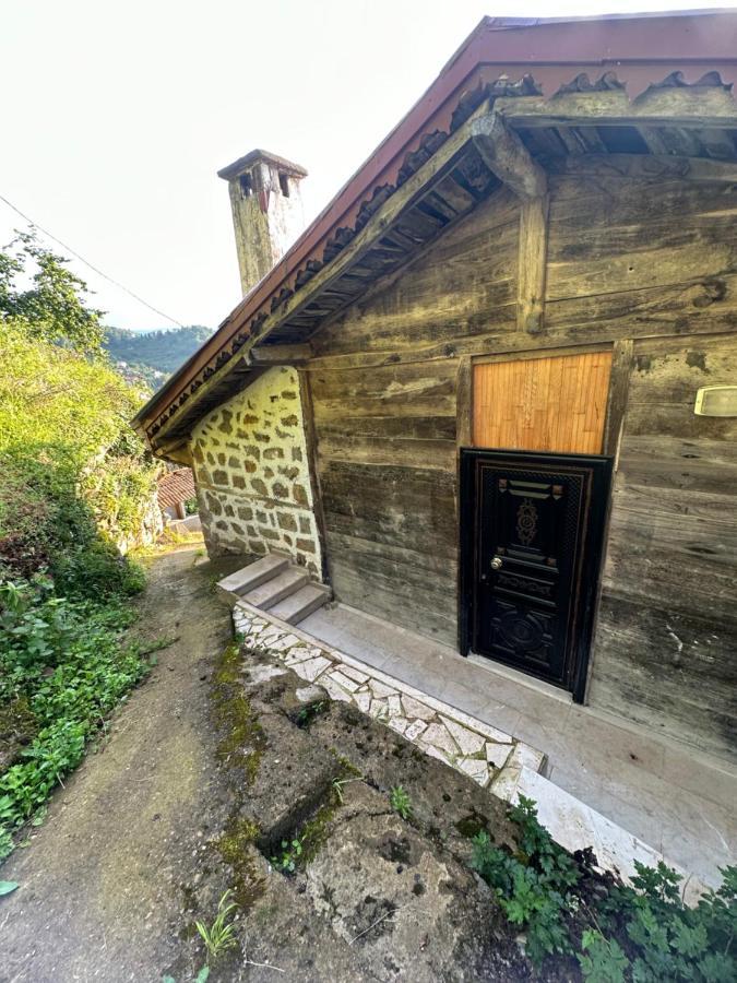 Chaletu أوزونغول Uzongol Fotinos Wooden Two Bedroom *